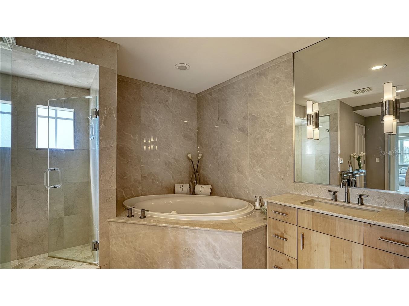 650 Golden Gate Point #602 Sarasota FL 34236 - SARASOTA BAY A4667515 image27