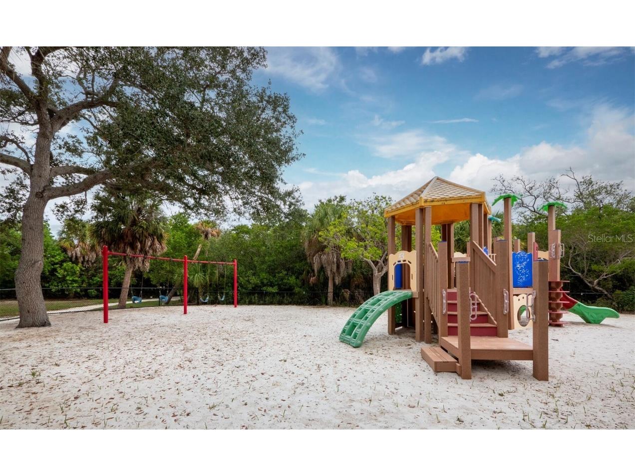 650 Gulf Bay Road Longboat Key FL 34228 A4633783 image15