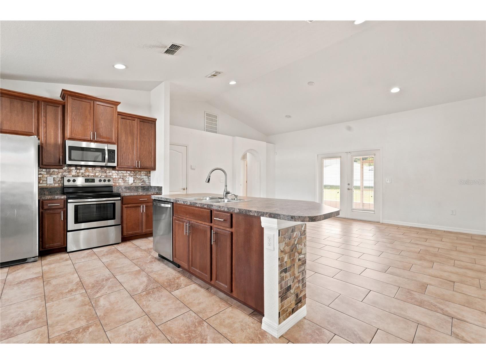 650 Hidden Lakes Court Haines City FL 33844 O6410710 image8