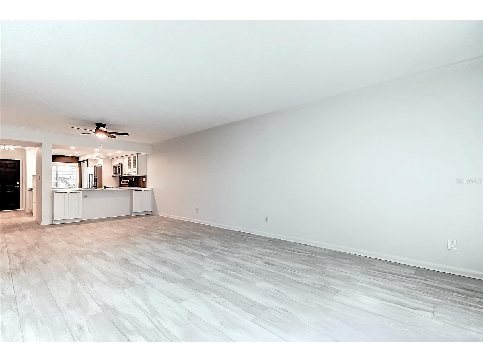 650 Island Way #106 Clearwater Beach FL 33767 - MANADALAY CHANNEL TB8464298 image17