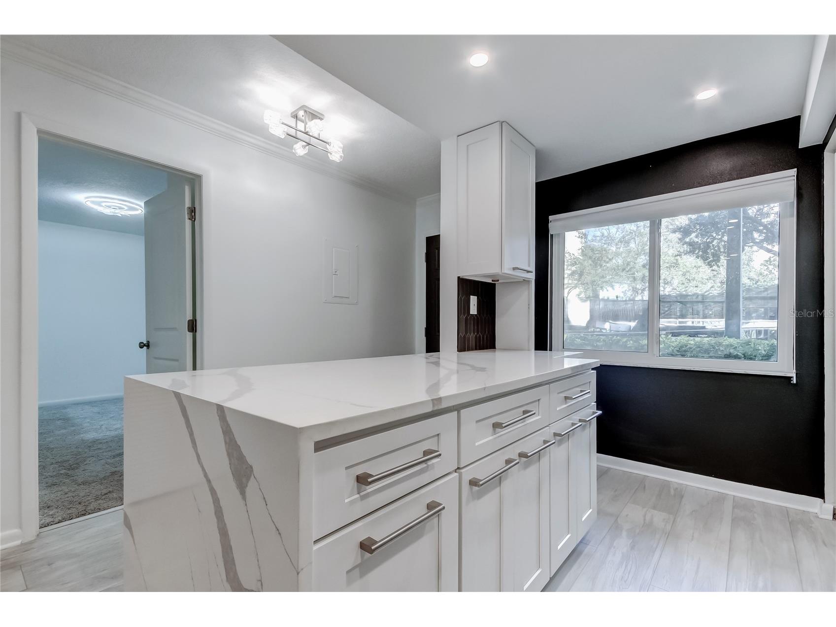 650 Island Way #106 Clearwater Beach FL 33767 - MANADALAY CHANNEL TB8464298 image8