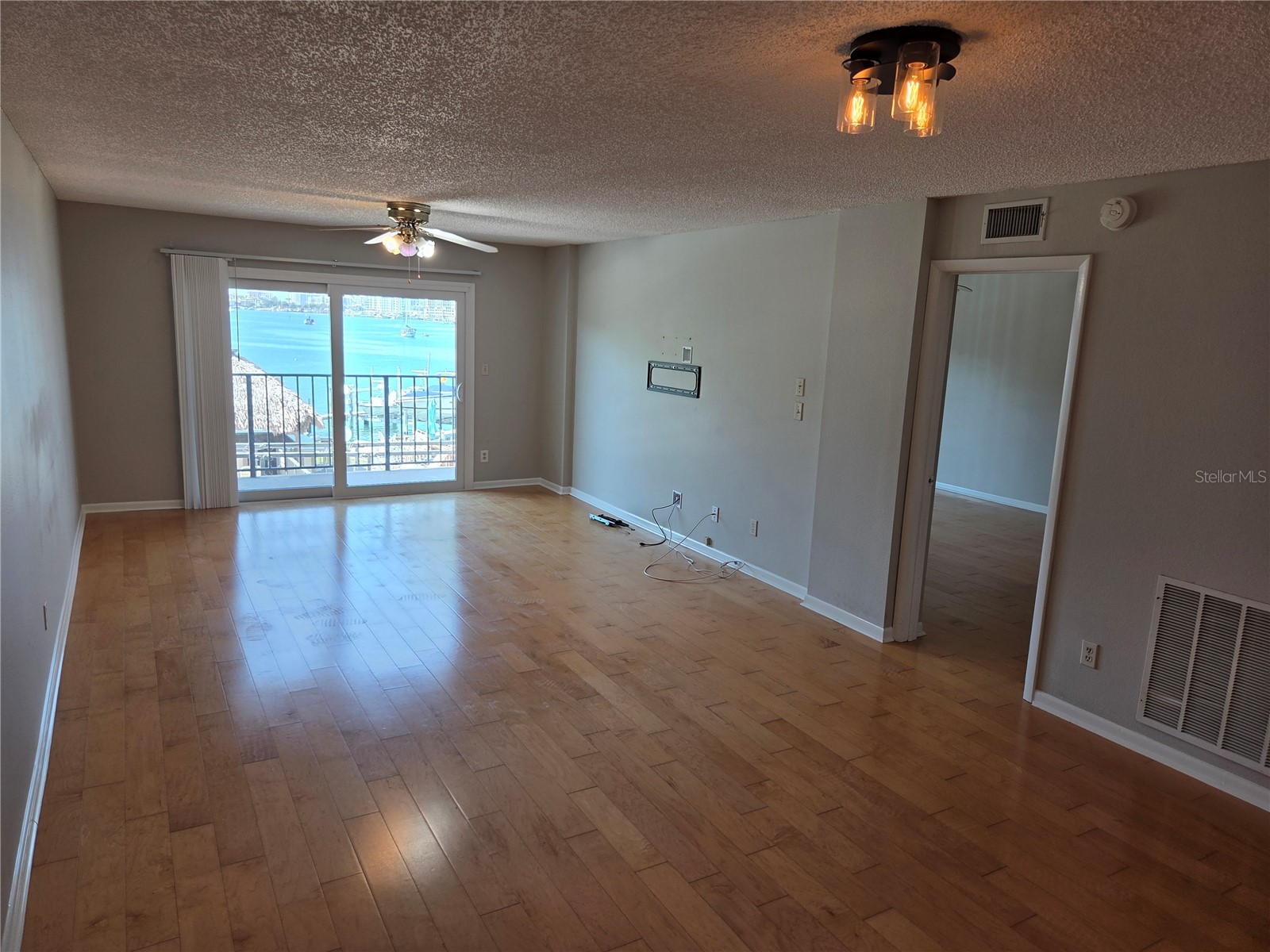 650 Island Way #202 Clearwater Beach FL 33767 TB8502064 image8