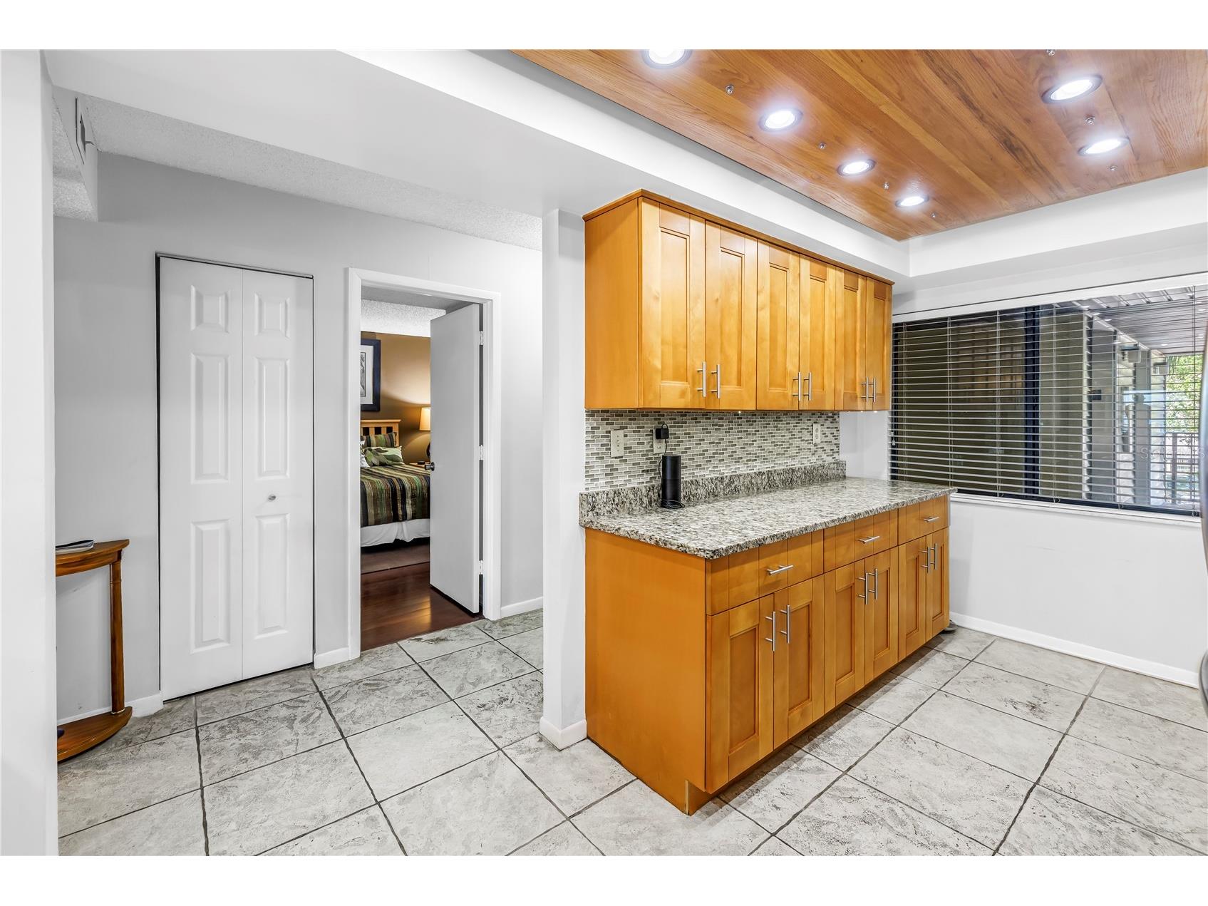 650 Island Way #204 Clearwater Beach FL 33767 TB8471463 image14