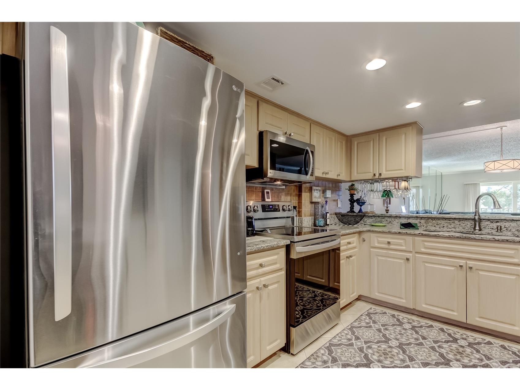 650 Island Way #206 Clearwater Beach FL 33767 TB8480168 image11