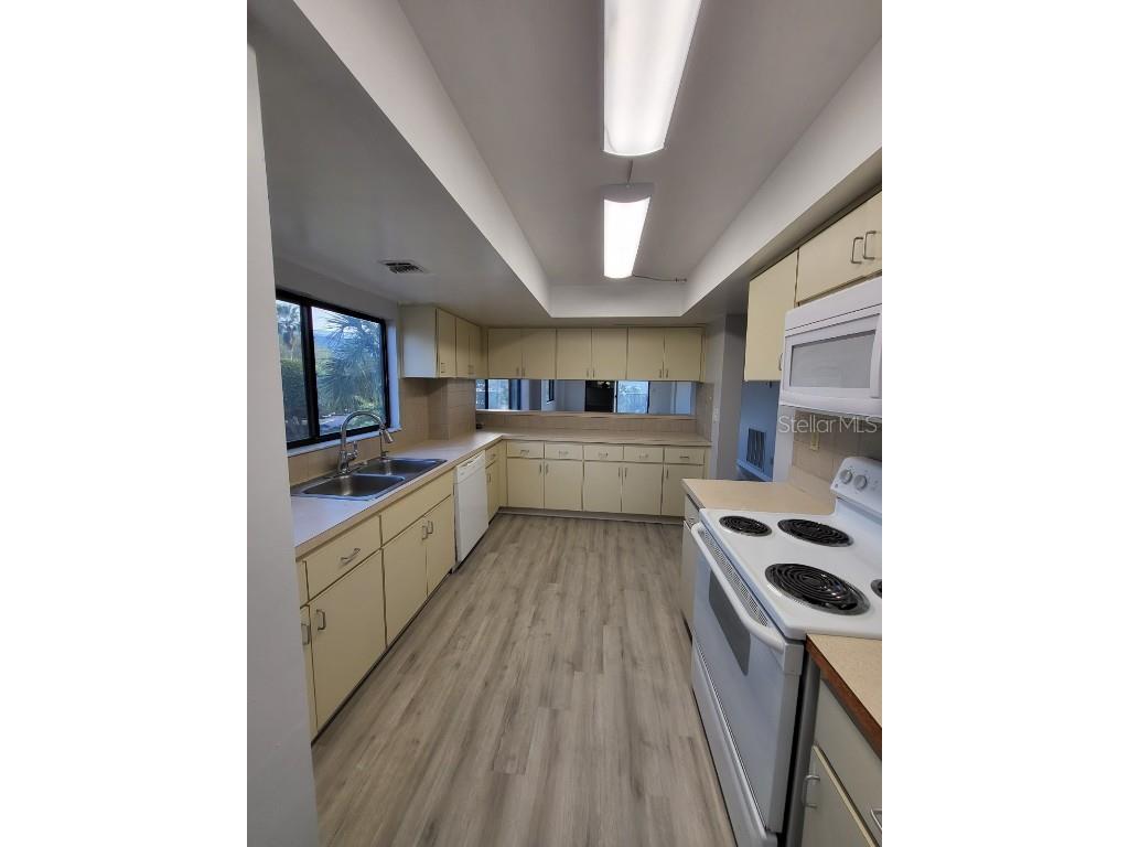 650 Island Way #208 Clearwater FL 33767 TB8457592 image21