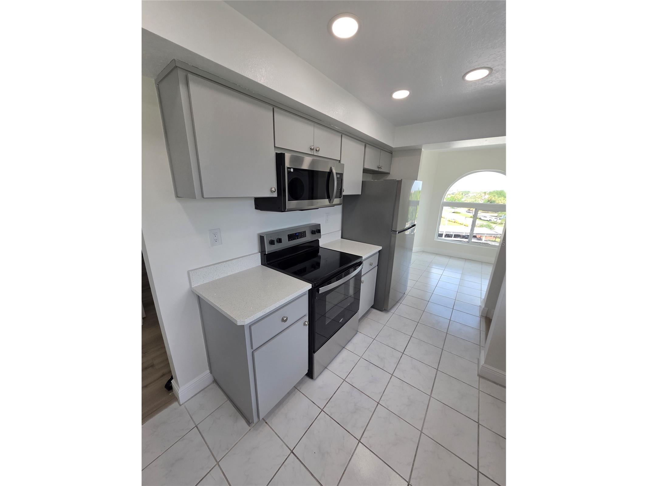 650 Island Way #408 Clearwater Beach FL 33767 TB8474604 image5