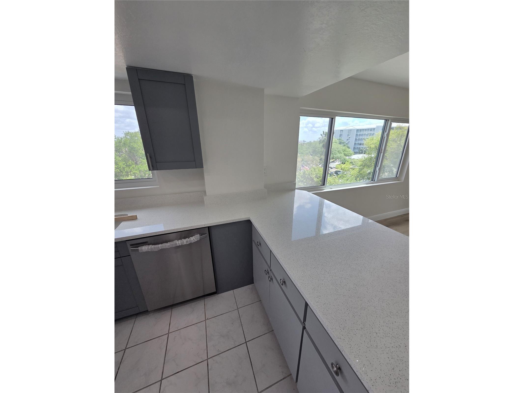 650 Island Way #408 Clearwater Beach FL 33767 TB8474604 image6