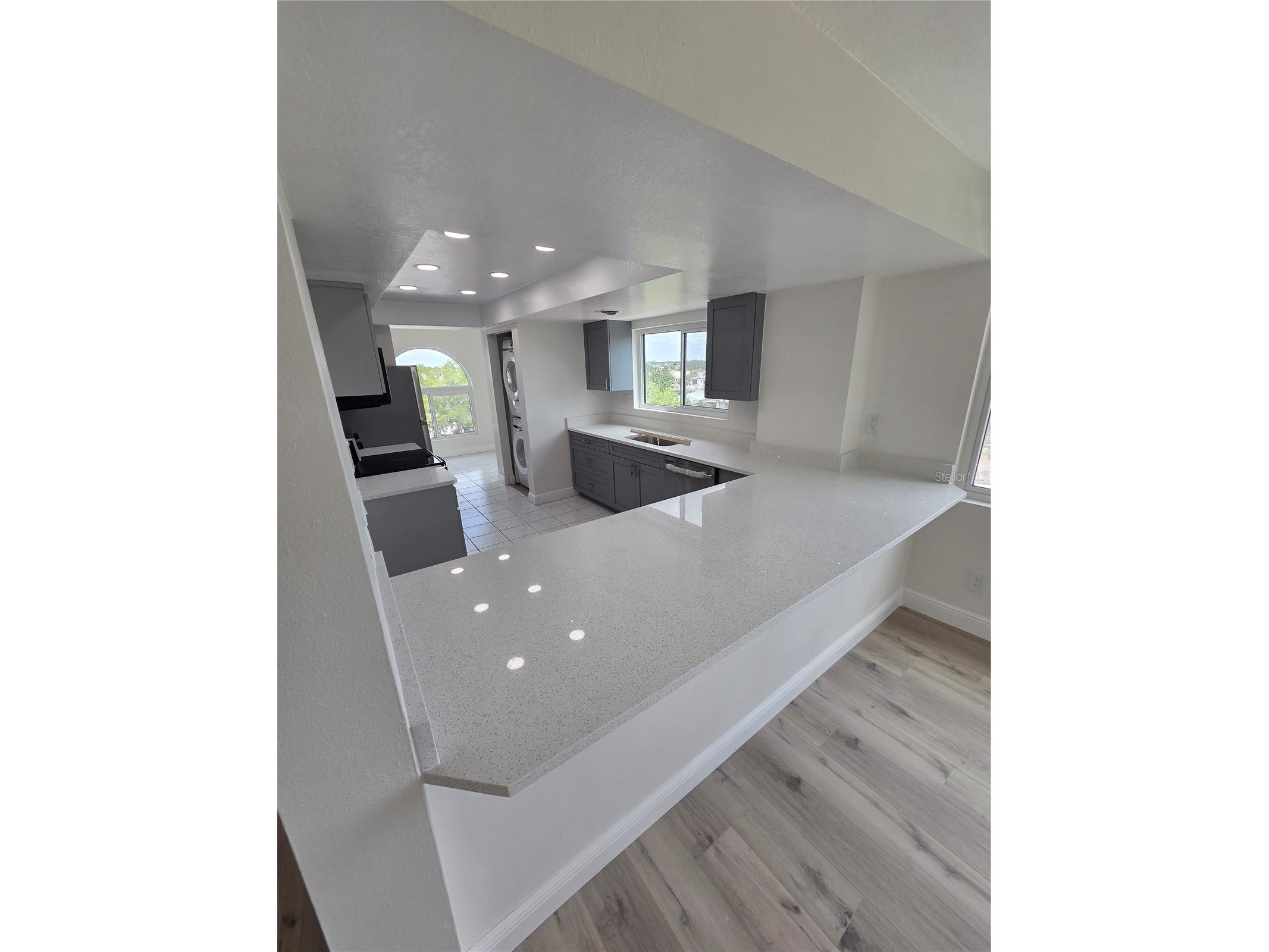650 Island Way #408 Clearwater Beach FL 33767 TB8474604 image7