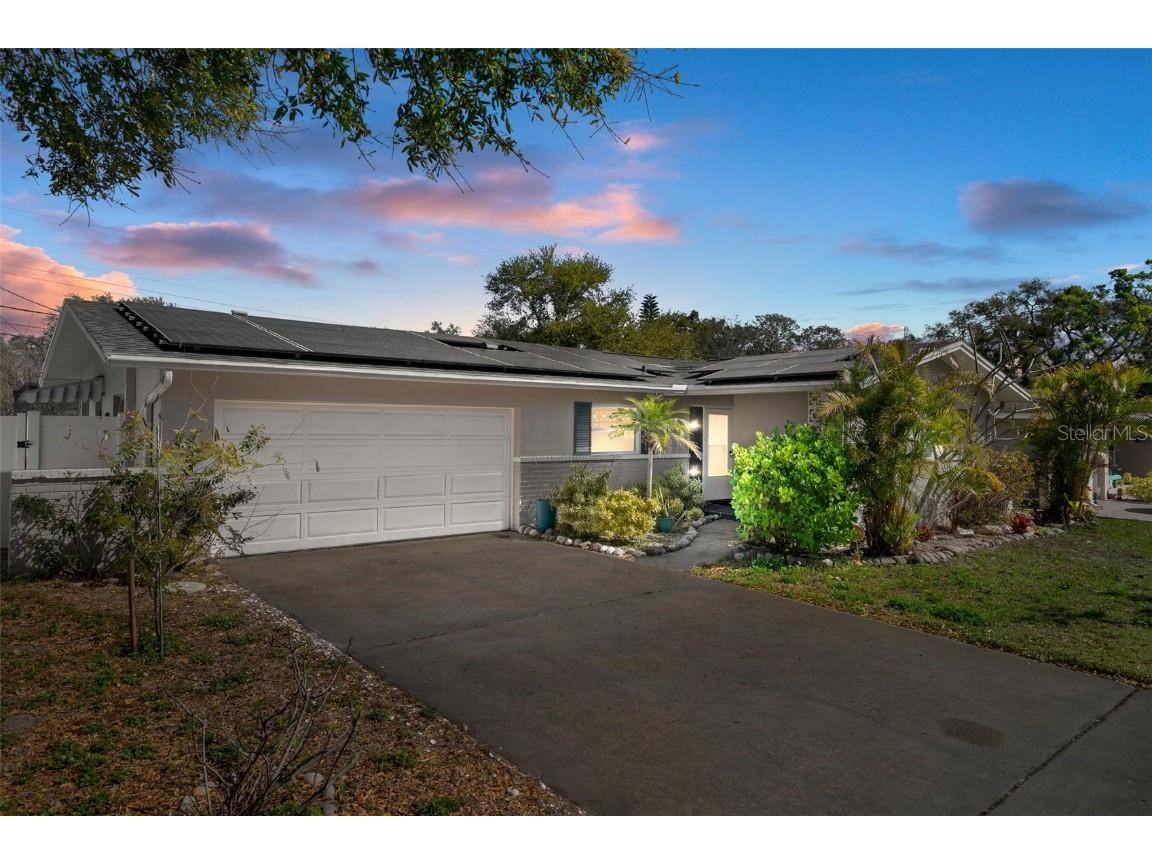650 Jacaranda Street Dunedin FL 34698 TB8358241 image1