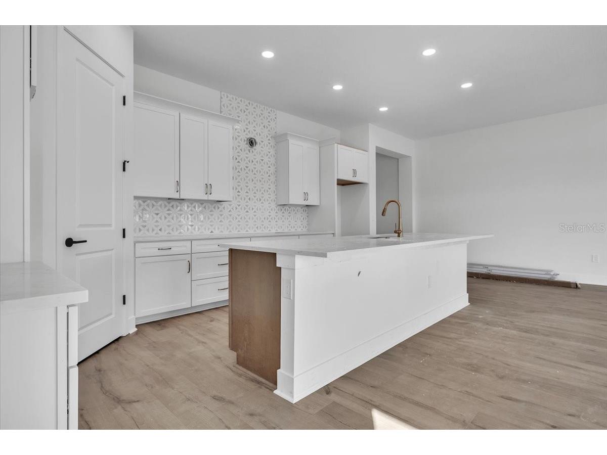 650 Maldives Trail Sarasota FL 34234 C7521548 image10