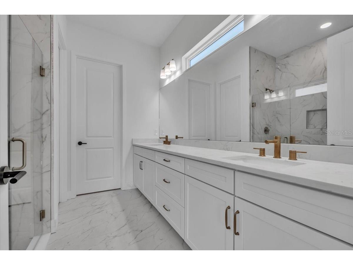 650 Maldives Trail Sarasota FL 34234 C7521548 image15