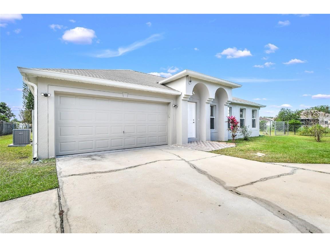 650 Mesilla Drive Kissimmee FL 34758 S5125724 image1