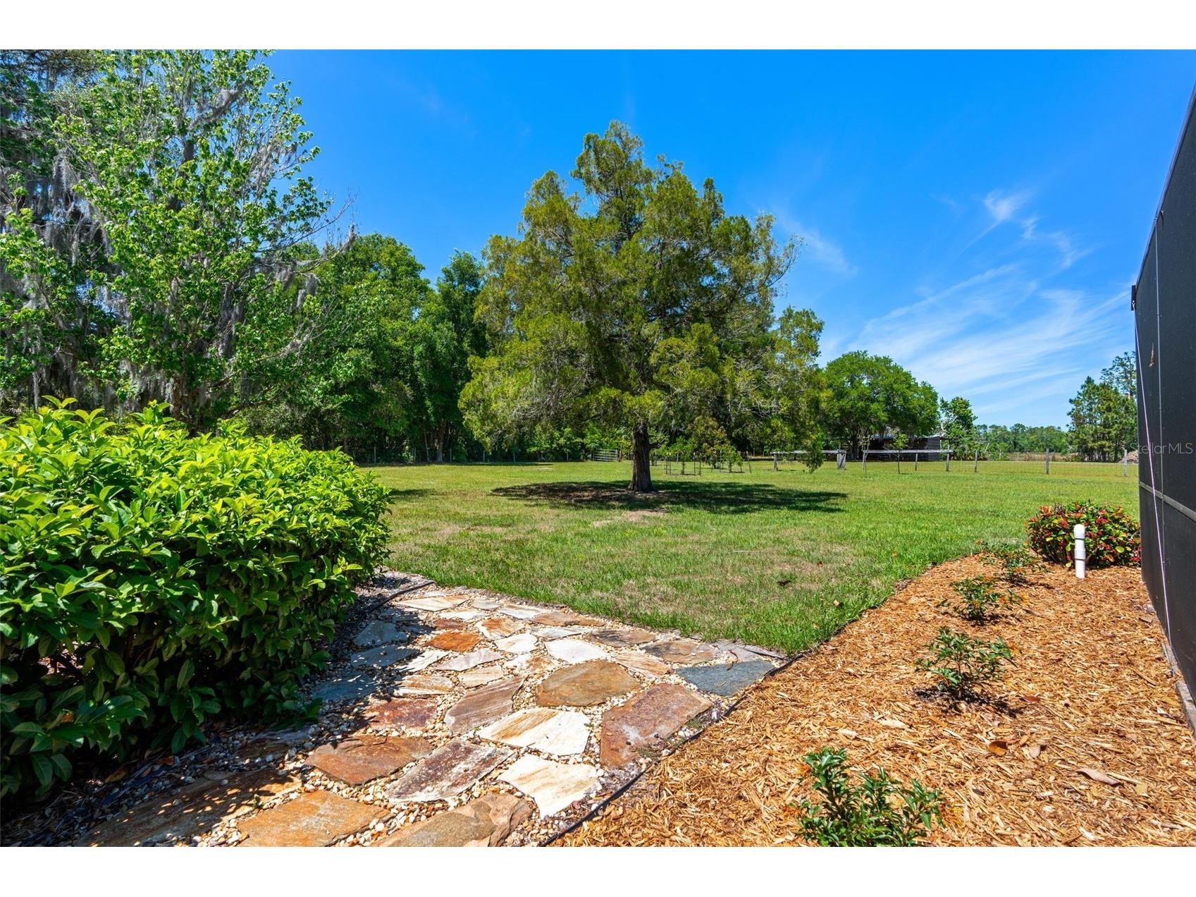 650 Old Mims Road Geneva FL 32732 - TAYLOR LAKE SOUTH O6400145 image64