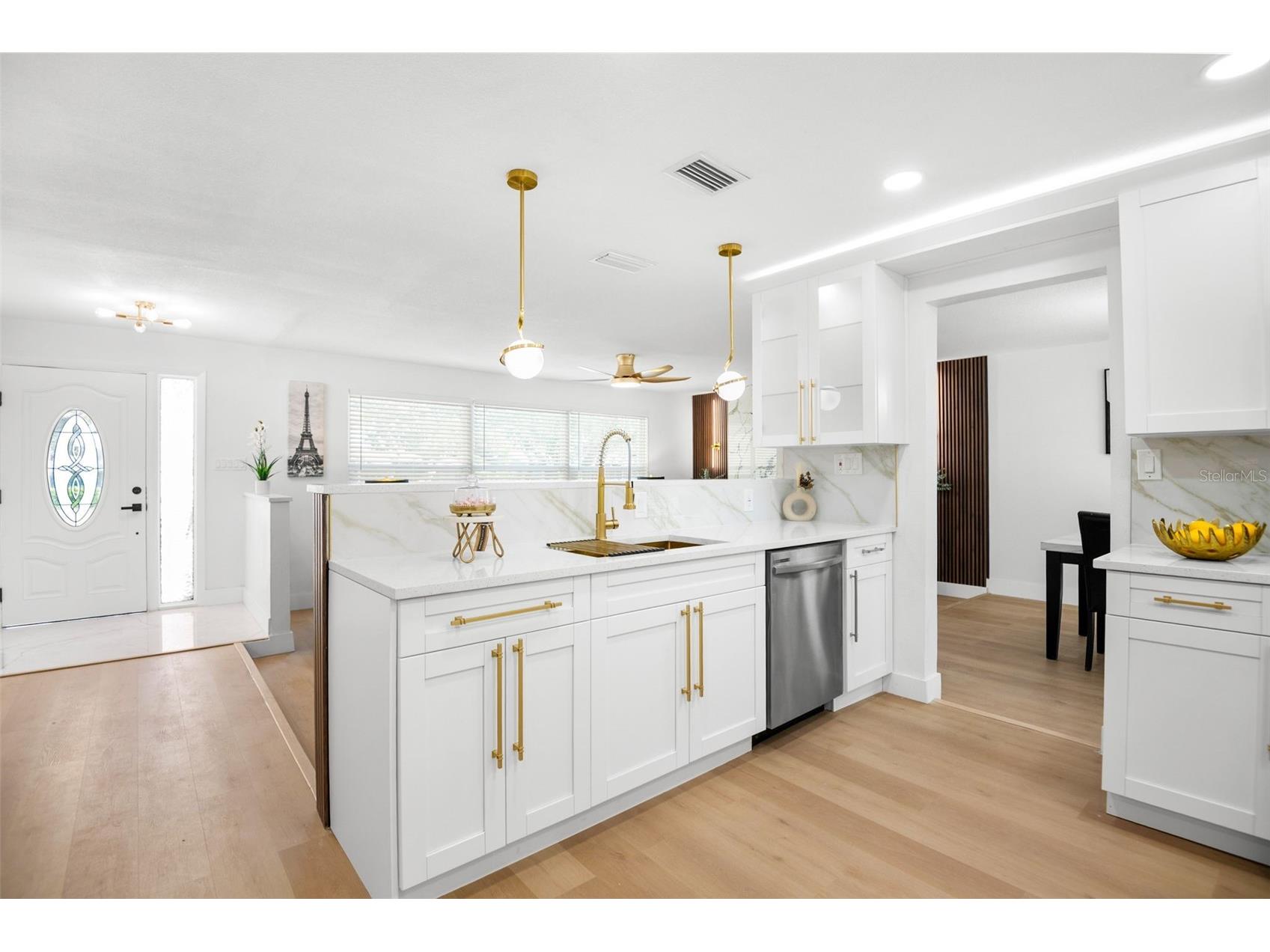 650 Pinecrest Drive Largo FL 33770 TB8478512 image14