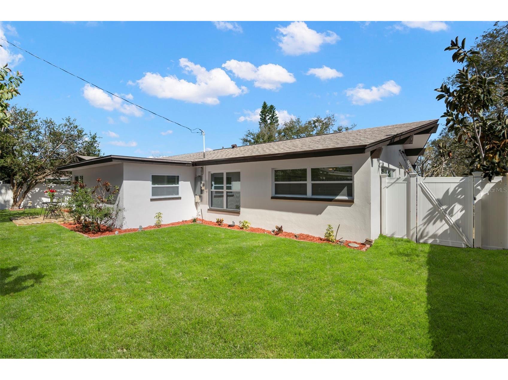 650 Pinecrest Drive Largo FL 33770 TB8478512 image40