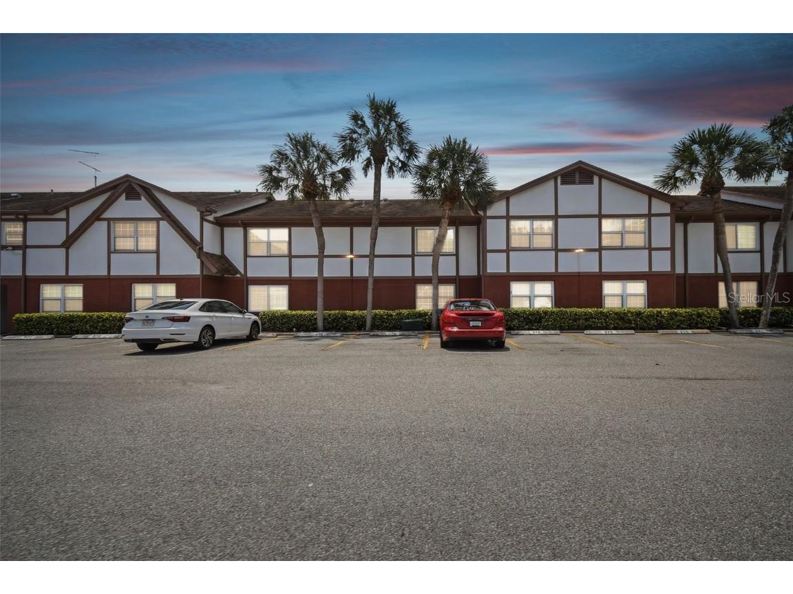 650 Pinellas Point Drive S #111 Saint Petersburg FL 33705 U8203508 image1