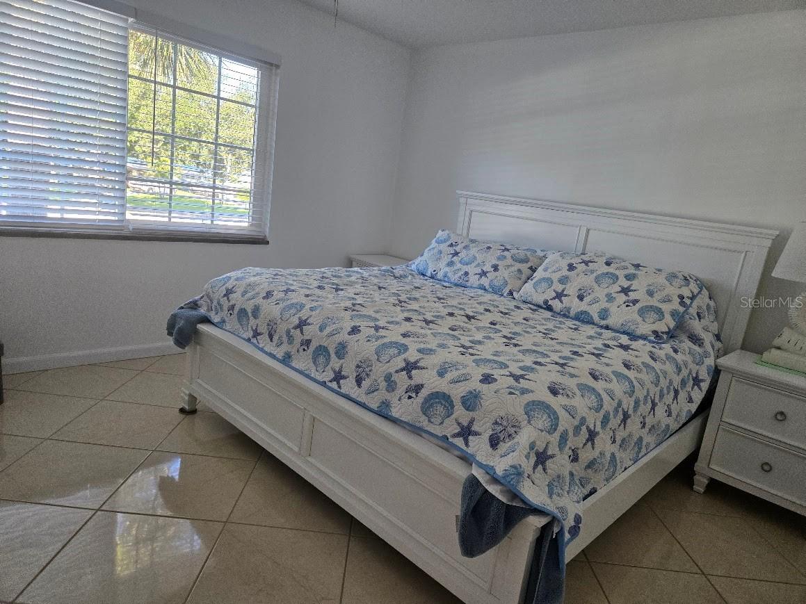 650 Pinellas Point Drive S #204 Saint Petersburg FL 33705 TB8507504 image14
