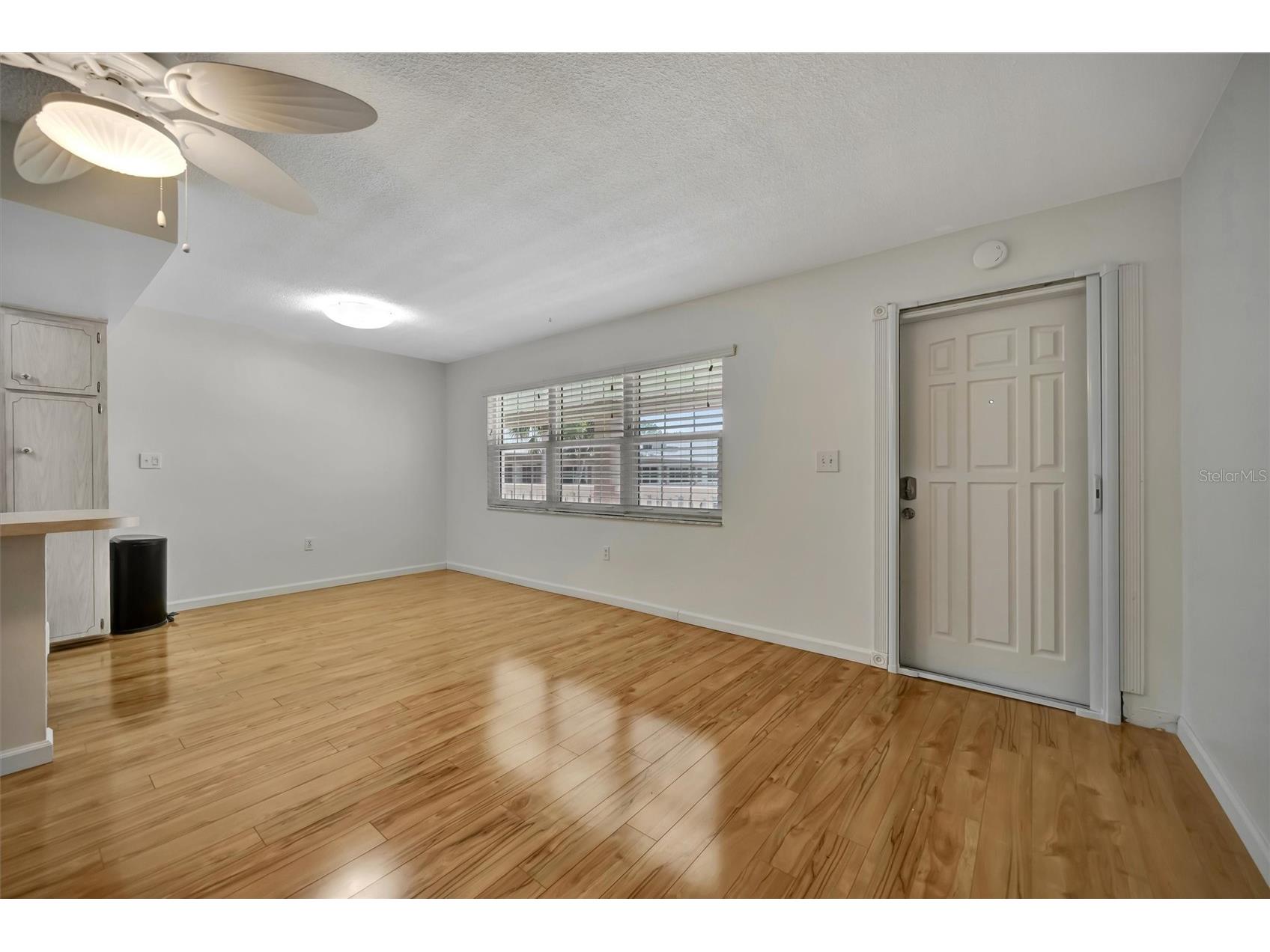 650 Pinellas Point Drive S #205 Saint Petersburg FL 33705 TB8478366 image15