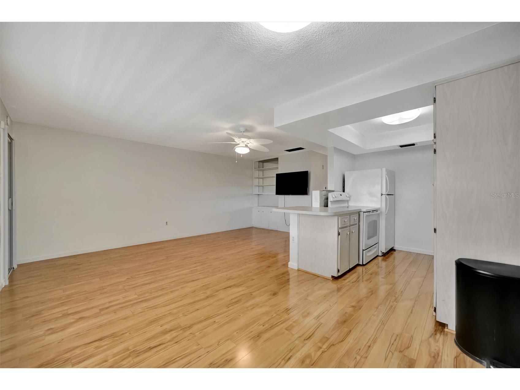 650 Pinellas Point Drive S #205 Saint Petersburg FL 33705 TB8478366 image18