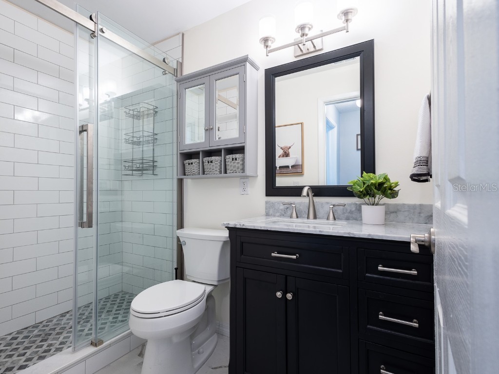 650 Pinellas Point Drive S #211 Saint Petersburg FL 33705 TB8434301 image12