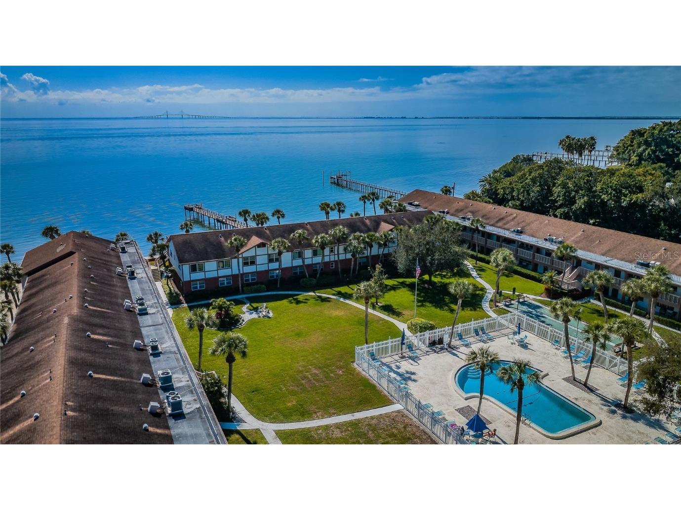650 Pinellas Point Drive S #216 Saint Petersburg FL 33705 TB8369984 image1