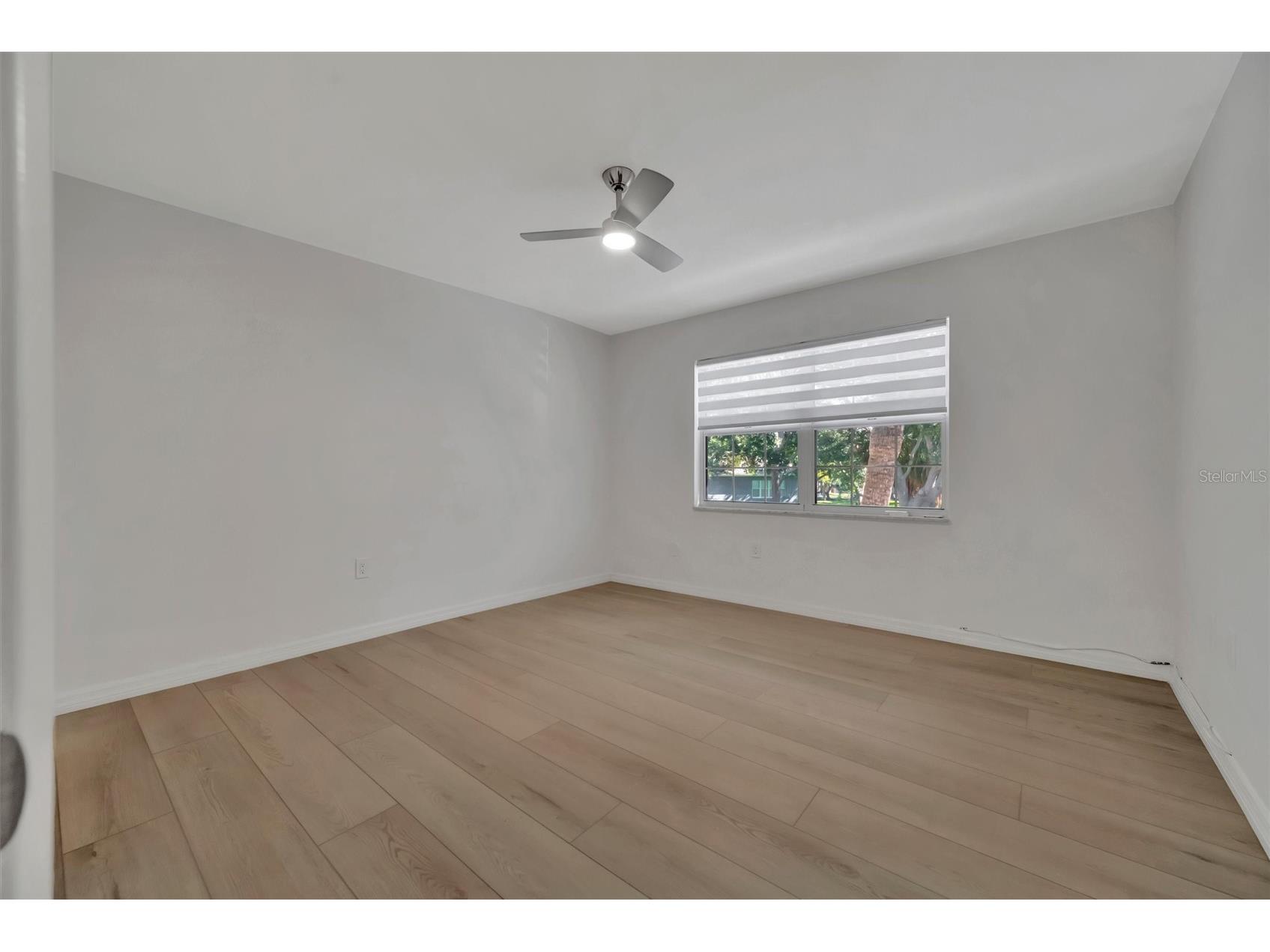 650 Pinellas Point Drive S #216 Saint Petersburg FL 33705 TB8509795 image18