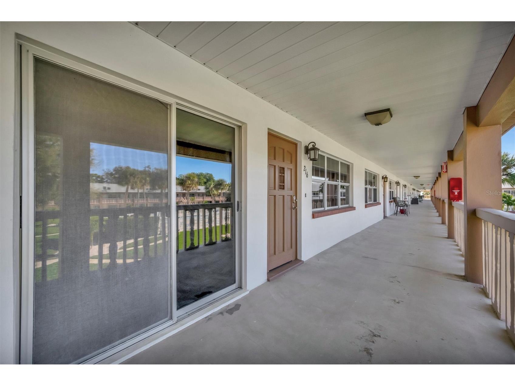 650 Pinellas Point Drive S #216 Saint Petersburg FL 33705 TB8509795 image2
