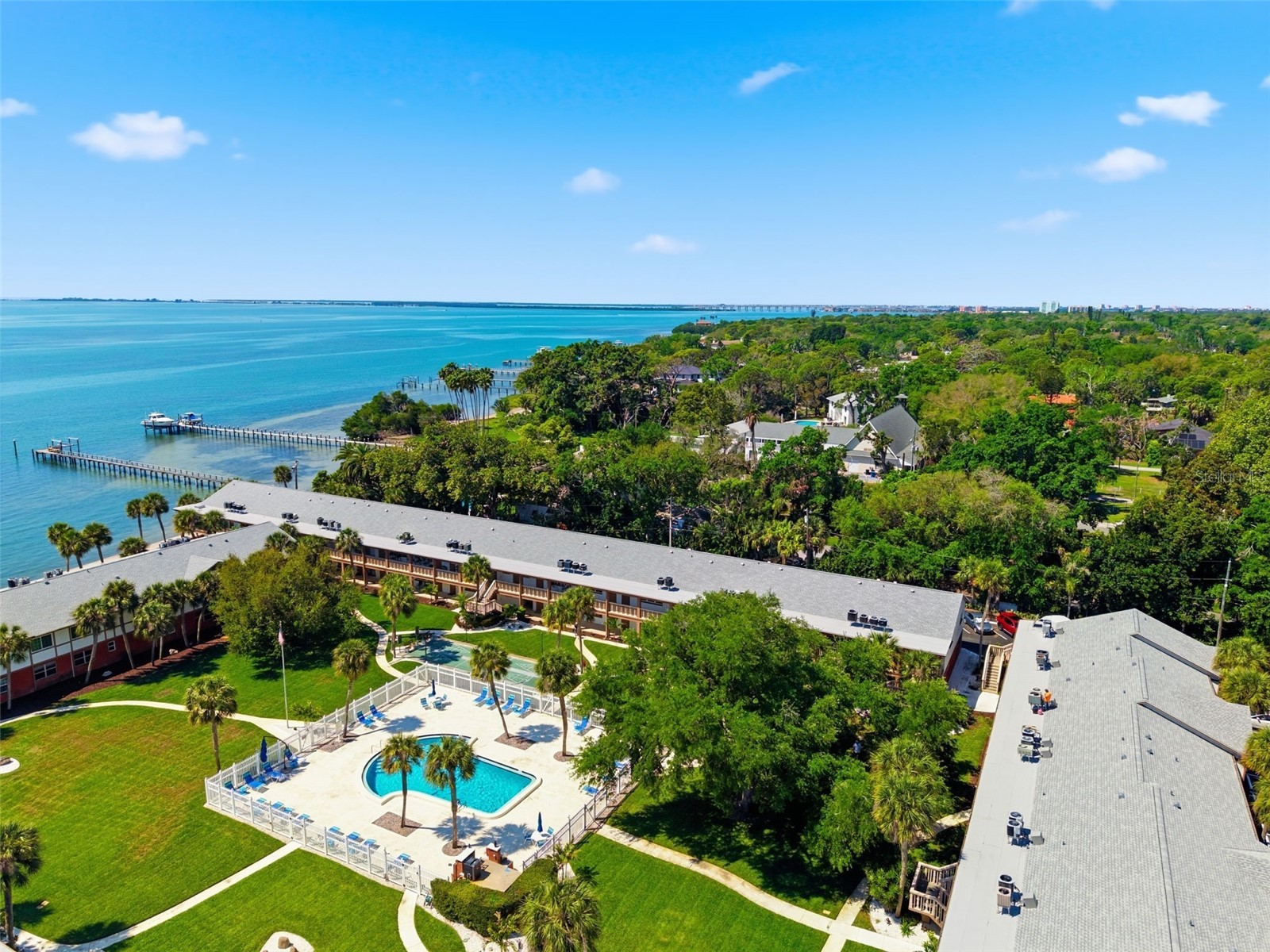 650 Pinellas Point Drive S #230 Saint Petersburg FL 33705 TB8491067 image1