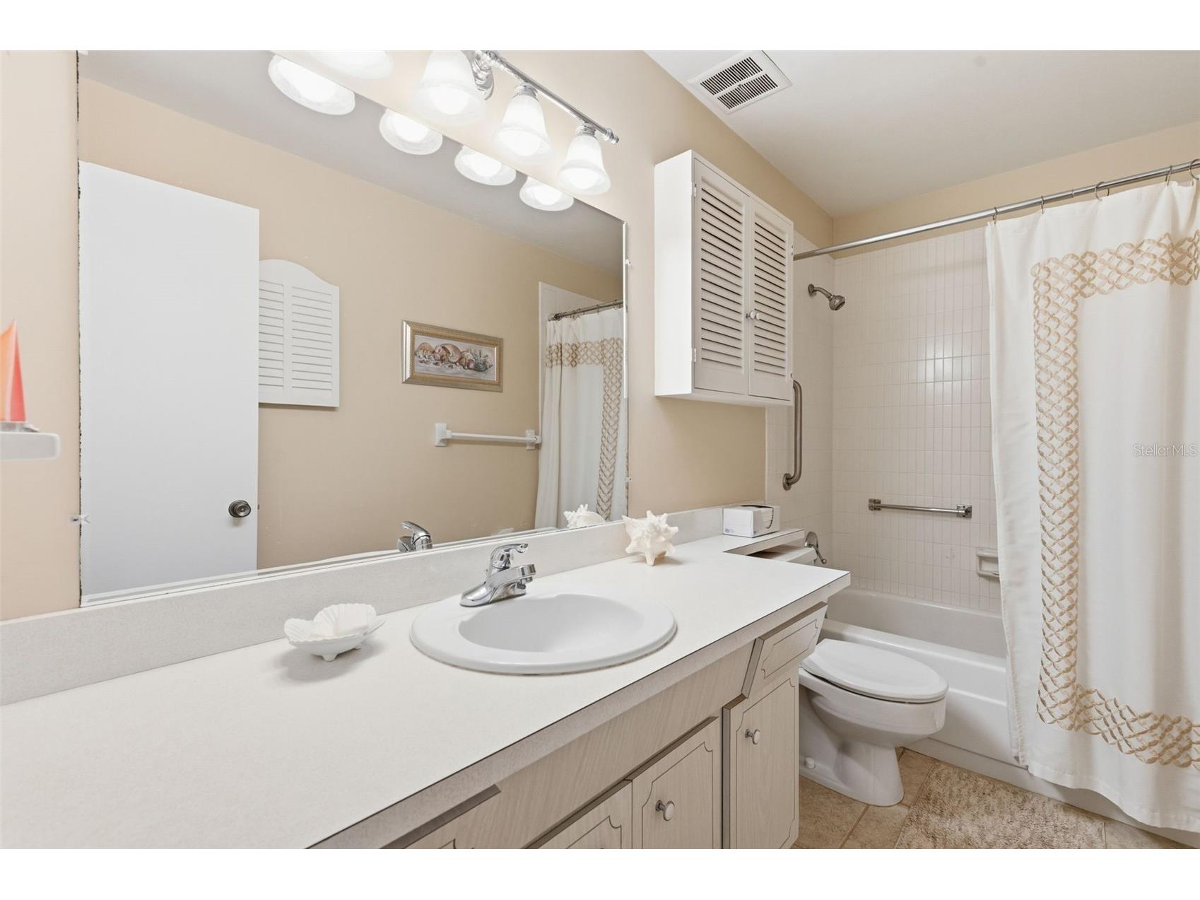650 Pinellas Point Drive S #230 Saint Petersburg FL 33705 TB8491067 image10