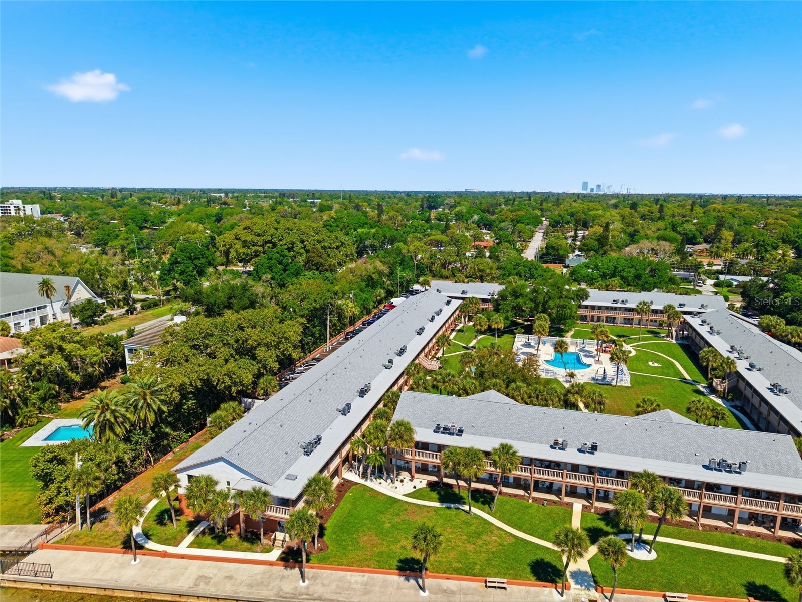 650 Pinellas Point Drive S #230 Saint Petersburg FL 33705 TB8491067 image28