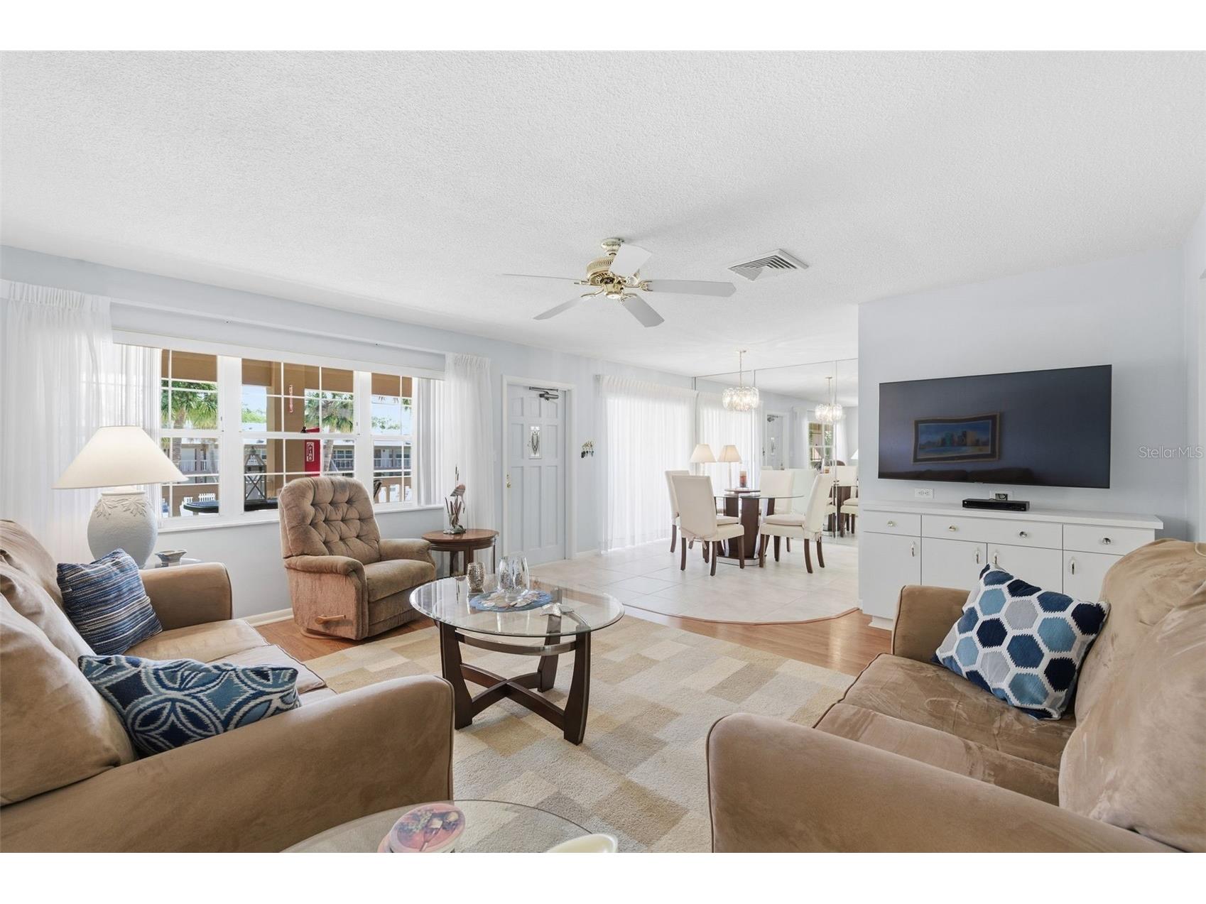 650 Pinellas Point Drive S #230 Saint Petersburg FL 33705 TB8491067 image3