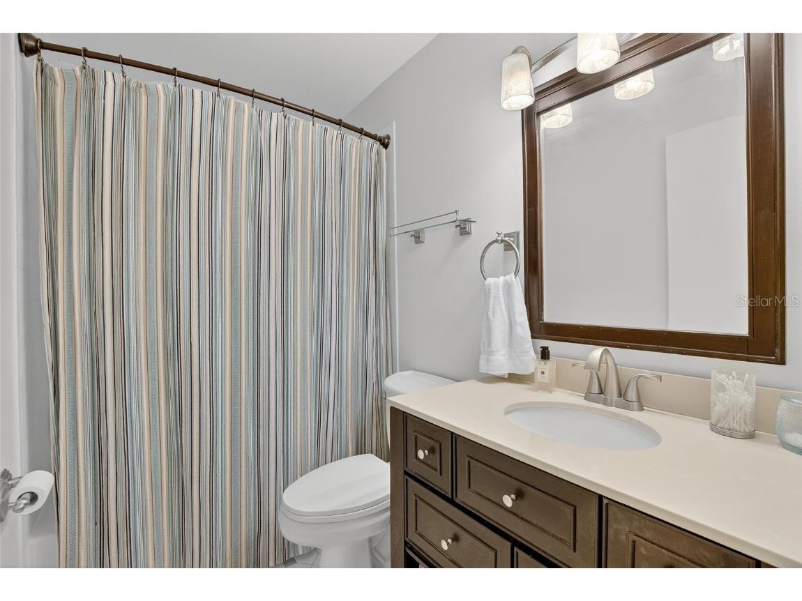 650 Pinellas Point Drive S #236 Saint Petersburg FL 33705 C7518558 image12