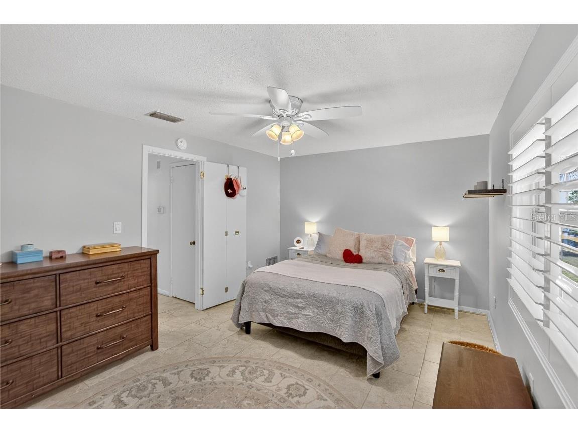 650 Pinellas Point Drive S #236 Saint Petersburg FL 33705 C7518558 image14