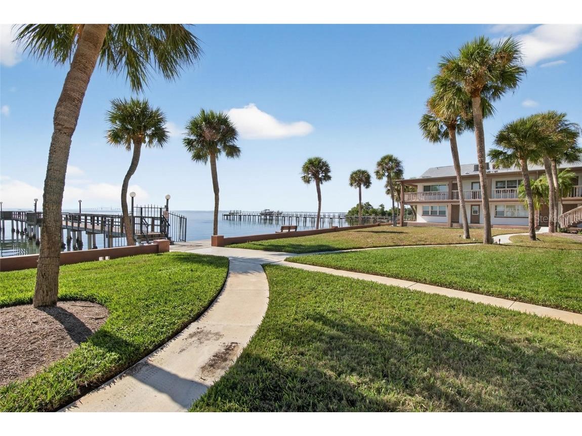 650 Pinellas Point Drive S #236 Saint Petersburg FL 33705 C7518558 image26