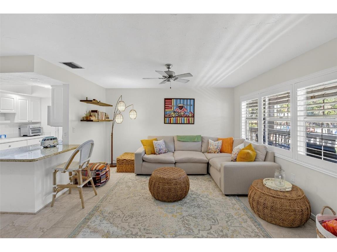 650 Pinellas Point Drive S #236 Saint Petersburg FL 33705 C7518558 image3