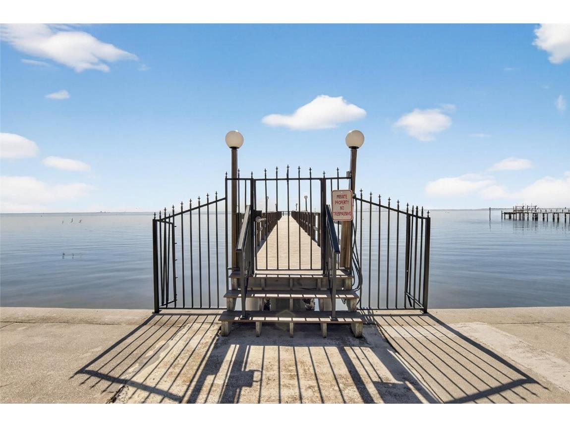 650 Pinellas Point Drive S #236 Saint Petersburg FL 33705 C7518558 image34