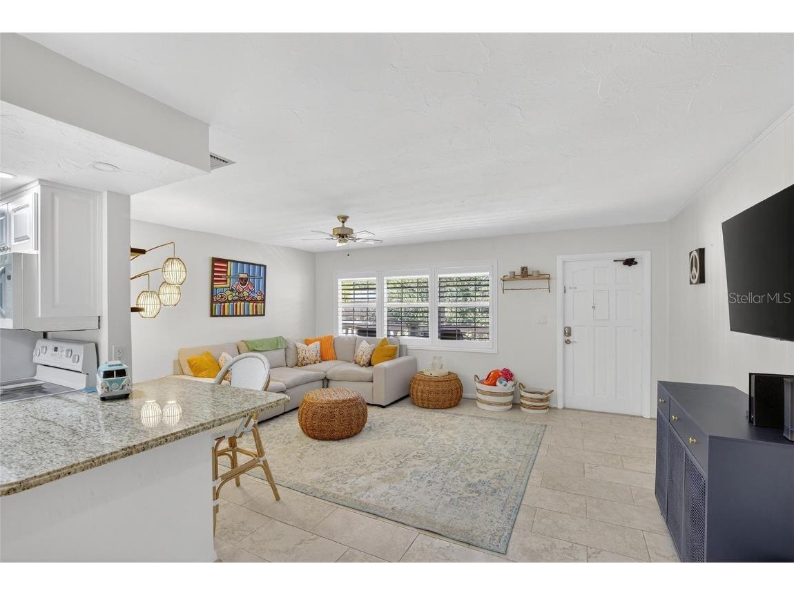 650 Pinellas Point Drive S #236 Saint Petersburg FL 33705 C7518558 image4