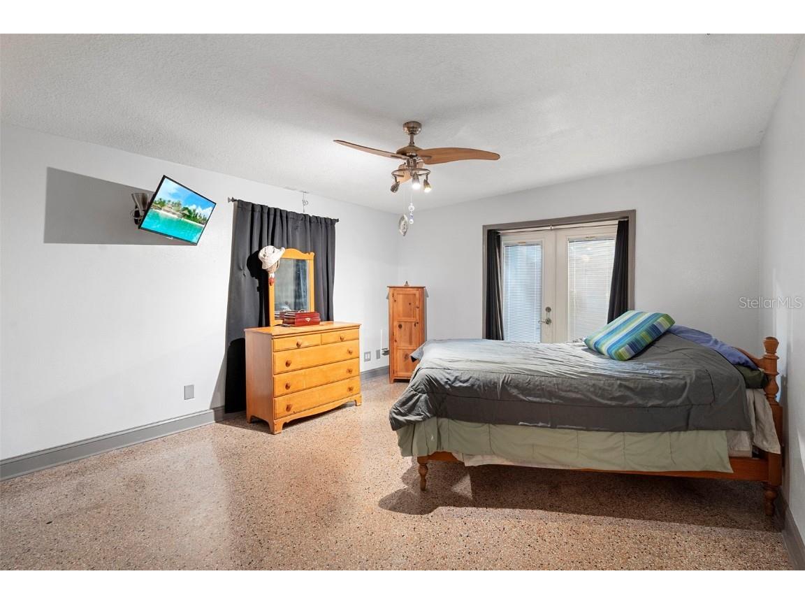 650 S Pine Street New Smyrna Beach FL 32169 V4945933 image40