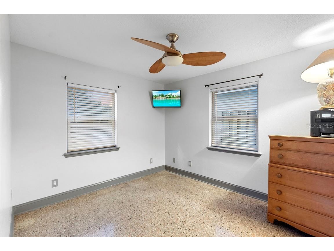 650 S Pine Street New Smyrna Beach FL 32169 V4945933 image41