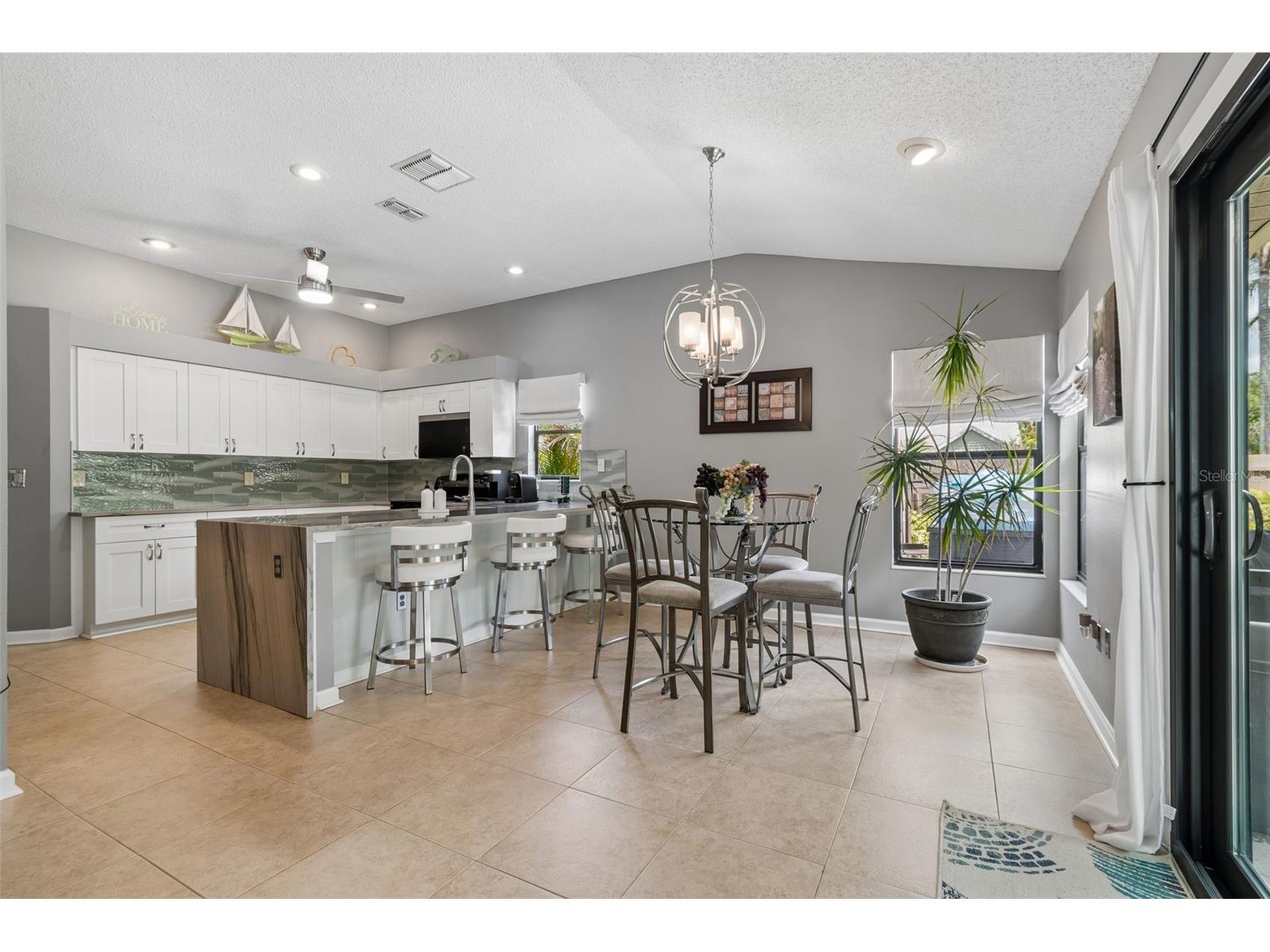 650 Sweetbriar Drive Oldsmar FL 34677 A4697507 image14