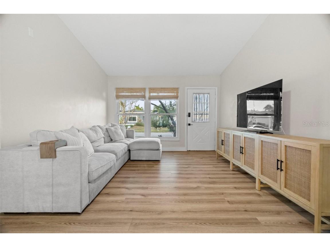6500 Briar Ridge Court N Pinellas Park FL 33782 TB8458417 image11