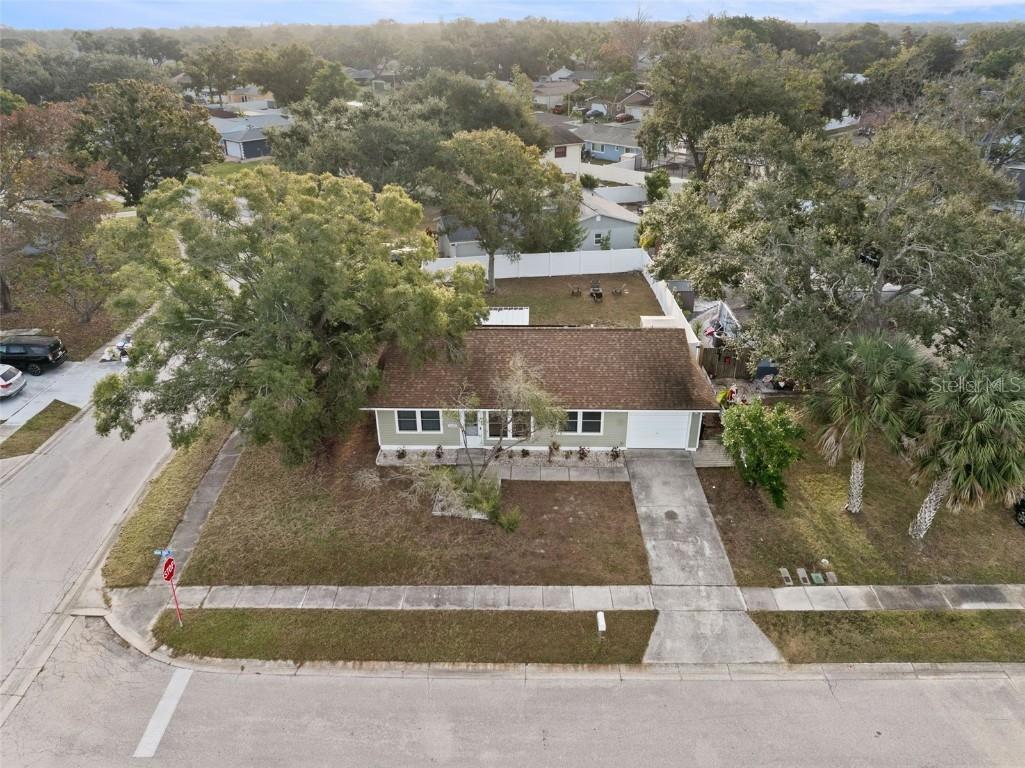 6500 Briar Ridge Court N Pinellas Park FL 33782 TB8458417 image2