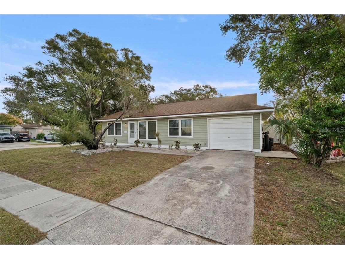 6500 Briar Ridge Court N Pinellas Park FL 33782 TB8458417 image34