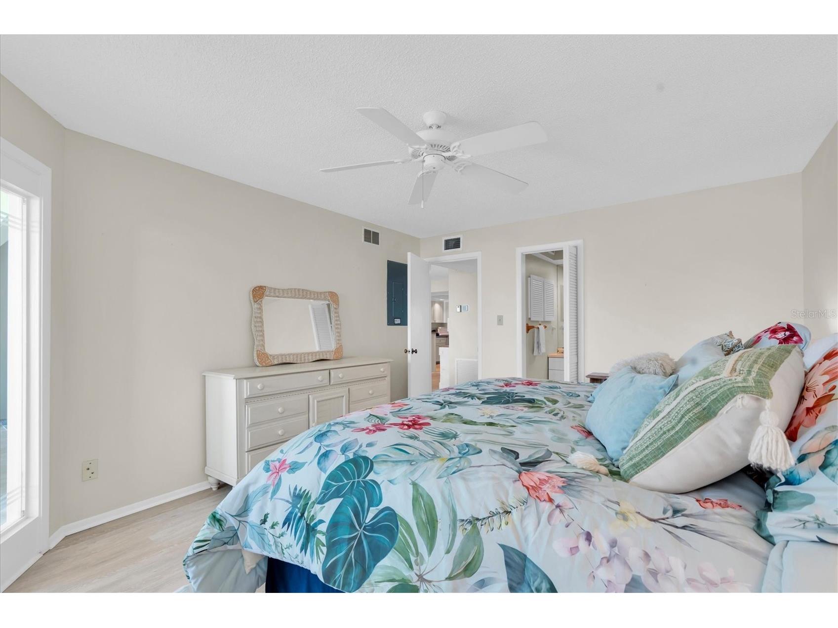 6500 Flotilla Drive #187 Holmes Beach FL 34217 - ANNA MARIA SOUND A4693561 image22