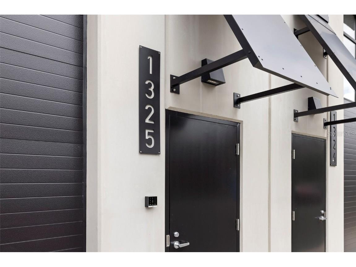 6500 Motor Enclave Way #1325 Tampa FL 33610 TB8319104 image1