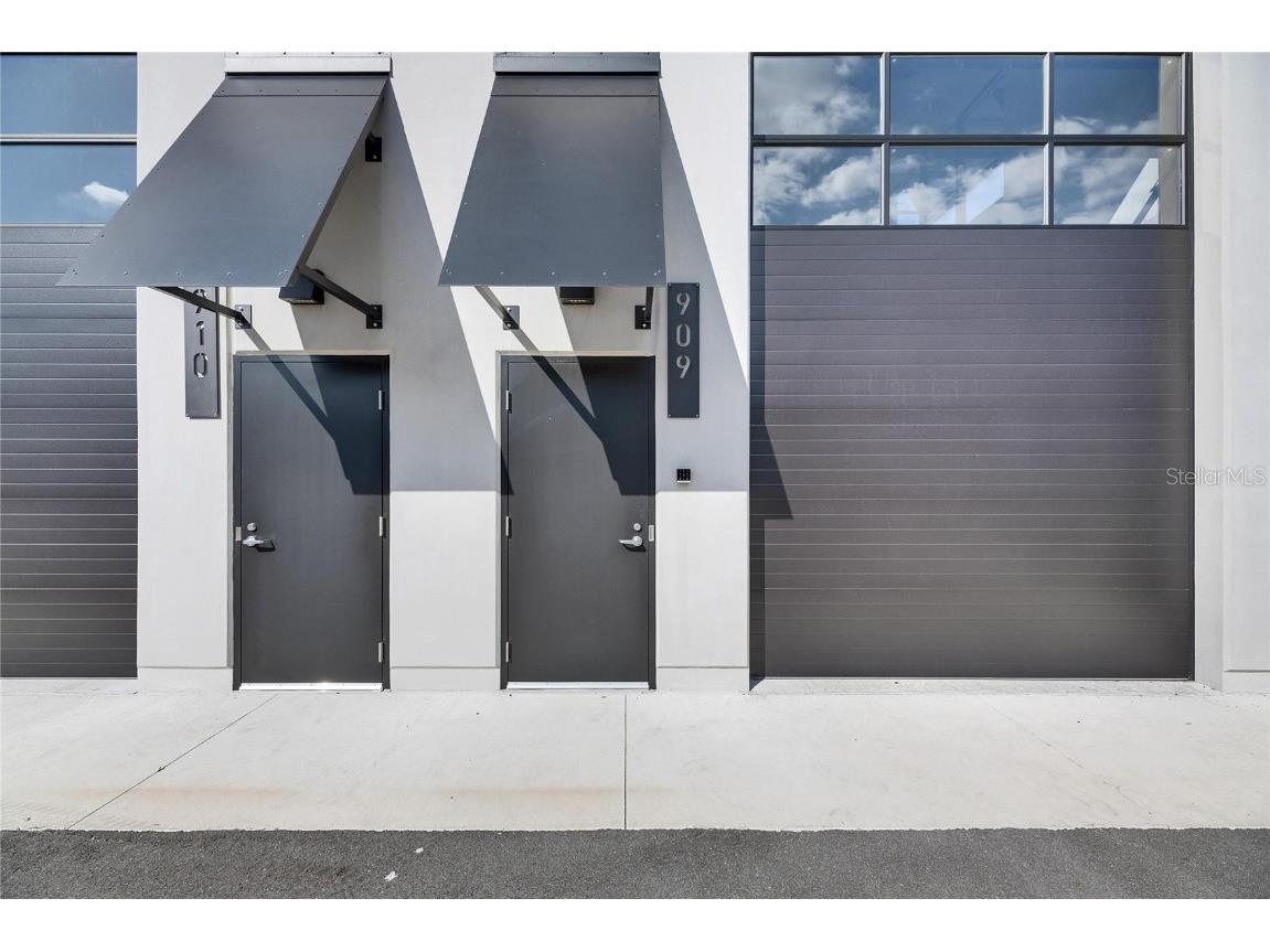 6500 Motor Enclave Way #909 Tampa FL 33610 TB8444015 image1