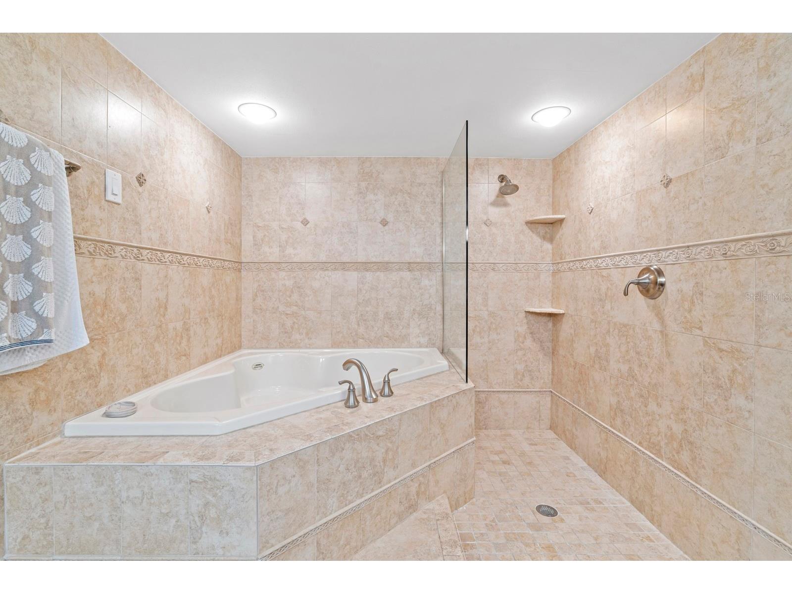 6500 Sunset Way #121 Saint Pete Beach FL 33706 - GULF OF AMERICA TB8466428 image40