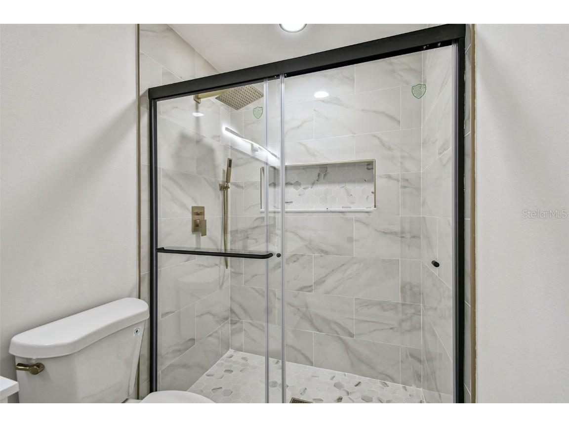 6501 Julie Street Tampa FL 33610 TB8455455 image40