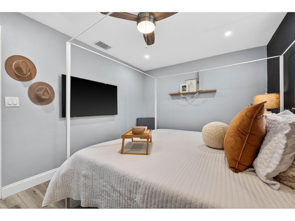 6501 Livingston Avenue N Saint Petersburg FL 33702 TB8453506 image13