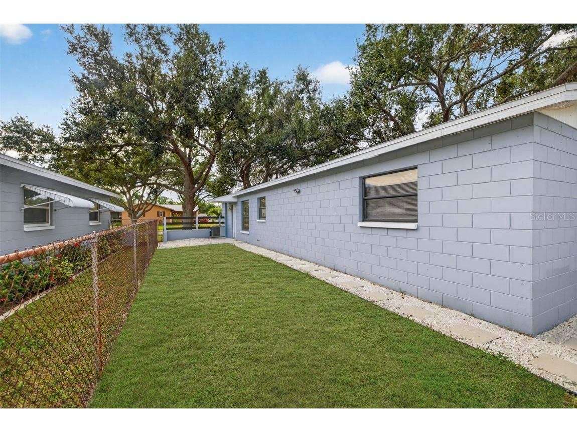 6501 Livingston Avenue N Saint Petersburg FL 33702 TB8453506 image19